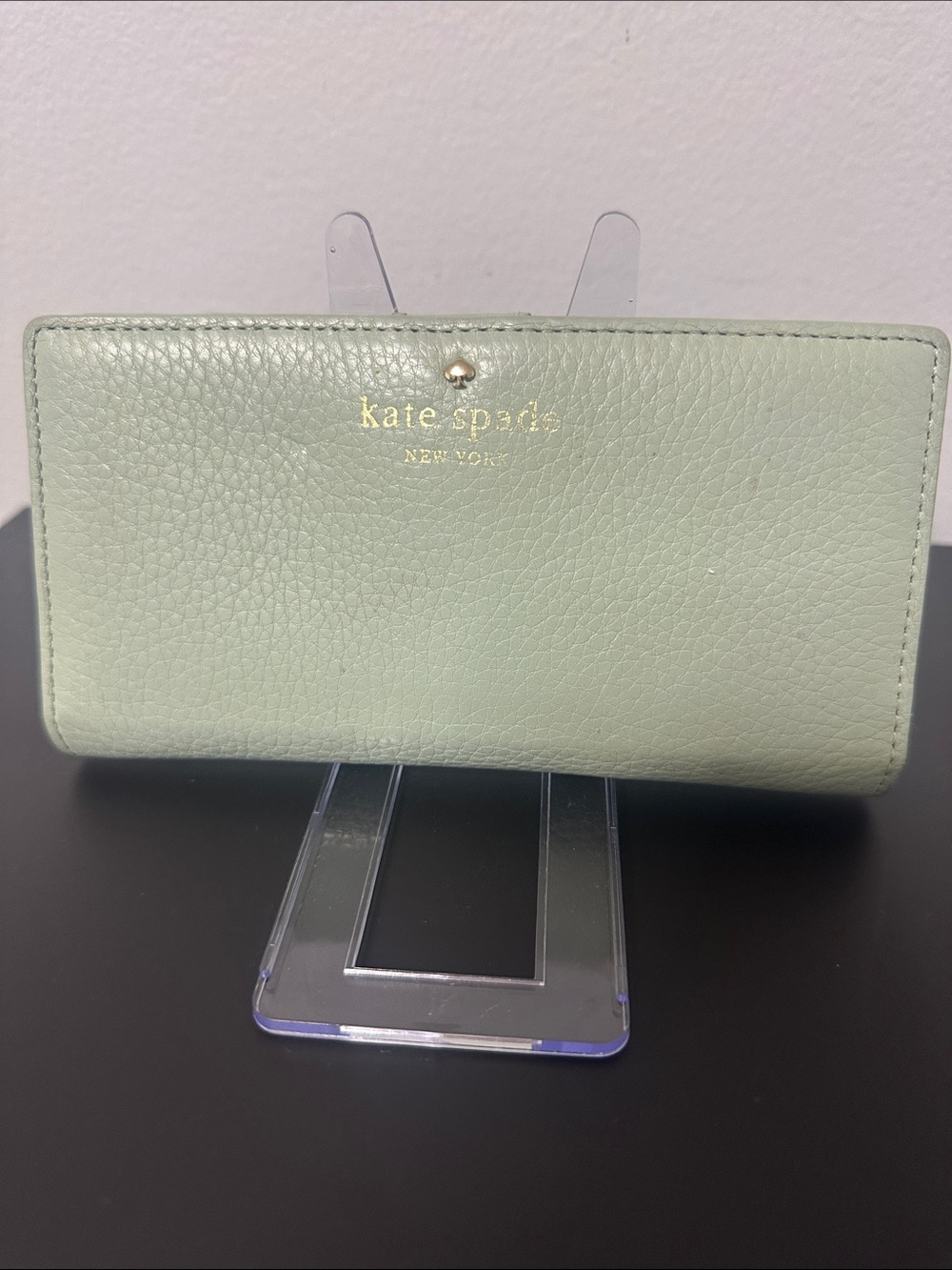 kate Spade Light Mint Pebbled Leather Zip Wallet. Like New. No Coin Residue.